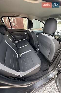 Хэтчбек Renault Sandero StepWay 2021 в 