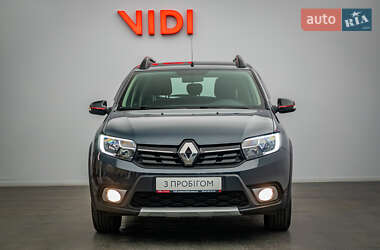 Хэтчбек Renault Sandero StepWay 2019 в 