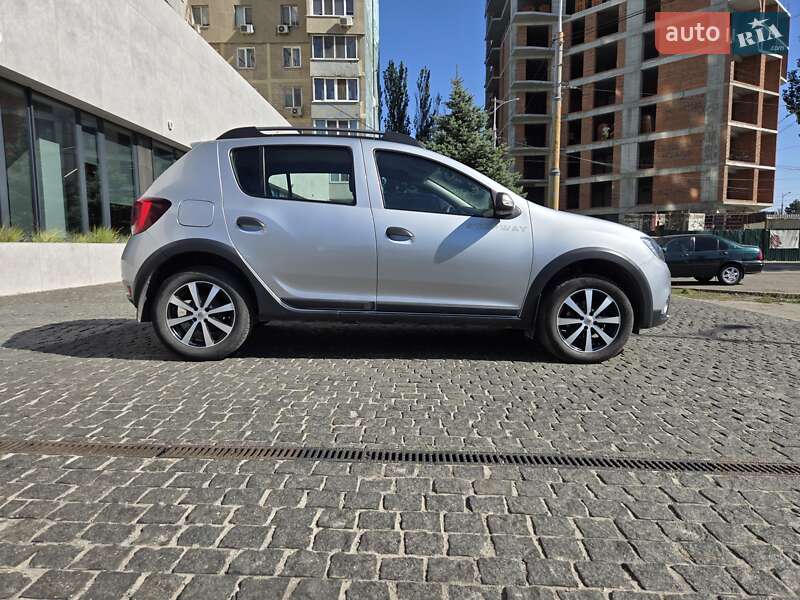 Хэтчбек Renault Sandero StepWay 2019 в Днепре