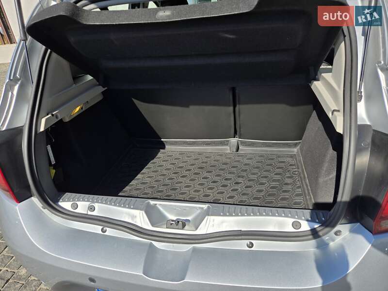 Хэтчбек Renault Sandero StepWay 2019 в Днепре