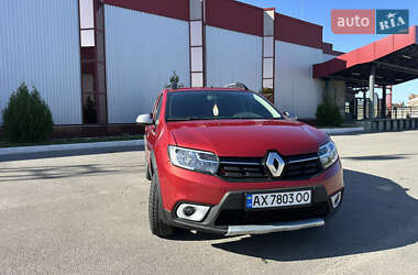 Внедорожник / Кроссовер Renault Sandero StepWay 2017 в Харькове
