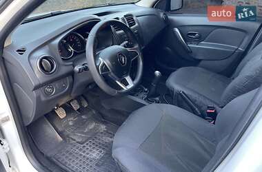 Хэтчбек Renault Sandero StepWay 2018 в 