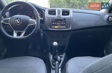Хэтчбек Renault Sandero StepWay 2018 в 
