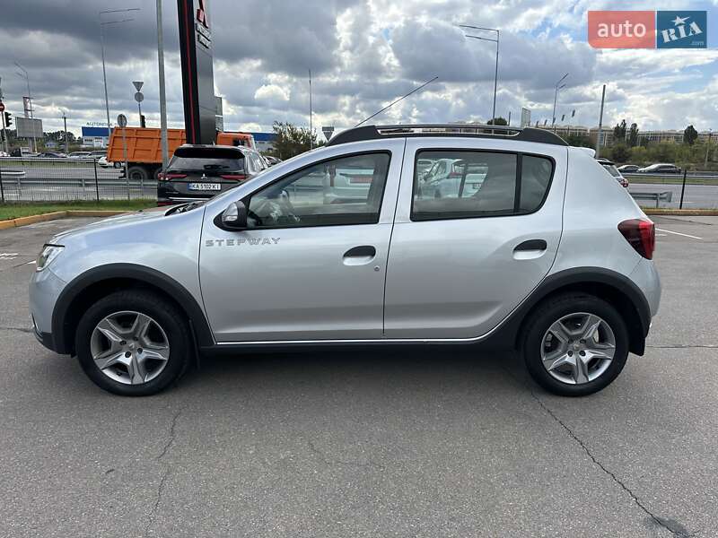 Хетчбек Renault Sandero StepWay 2020 в Києві