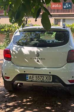 Хэтчбек Renault Sandero StepWay 2020 в 