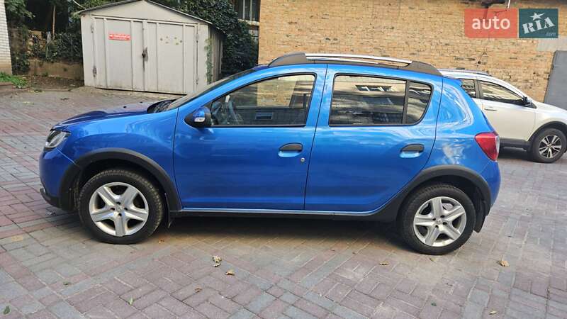 Позашляховик / Кросовер Renault Sandero StepWay 2013 в Вінниці