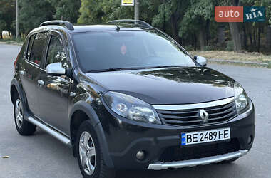 Внедорожник / Кроссовер Renault Sandero StepWay 2012 в 