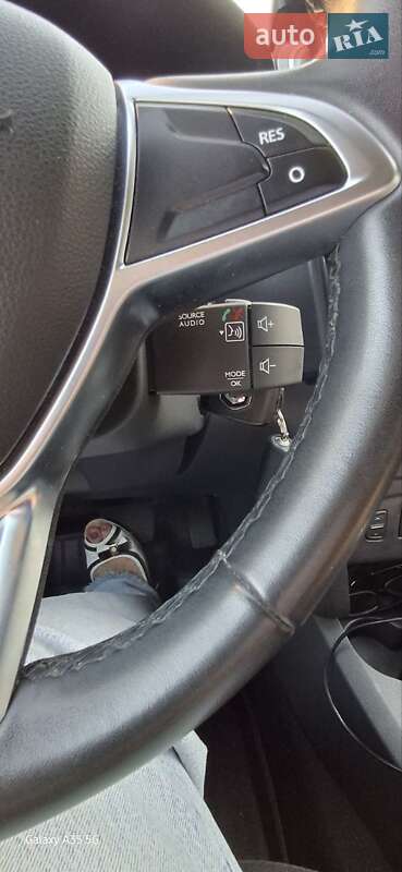 Хетчбек Renault Sandero StepWay 2020 в Обухові