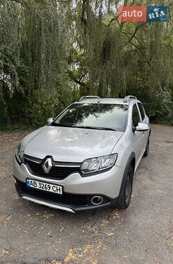 Внедорожник / Кроссовер Renault Sandero StepWay 2015 в Тульчине