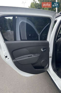 Хэтчбек Renault Sandero StepWay 2021 в 