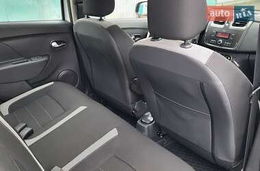 Хэтчбек Renault Sandero StepWay 2021 в 