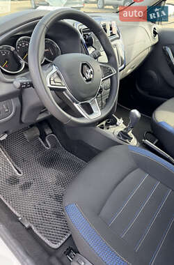 Хетчбек Renault Sandero StepWay 2020 в 