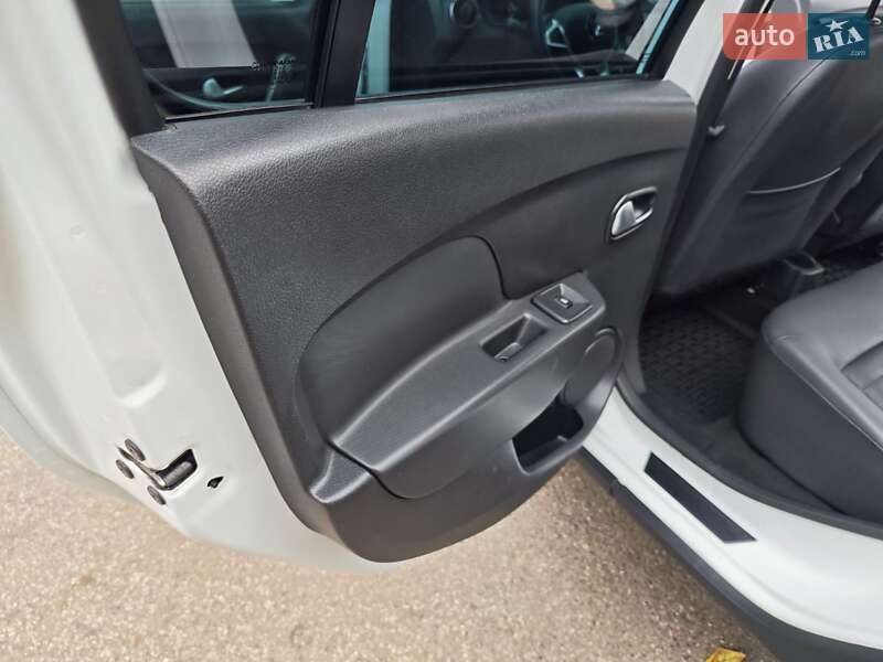 Хетчбек Renault Sandero StepWay 2020 в Кривому Розі