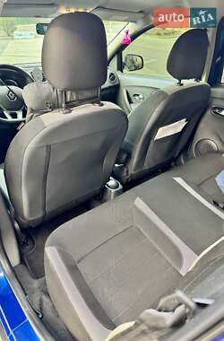 Хэтчбек Renault Sandero StepWay 2021 в 