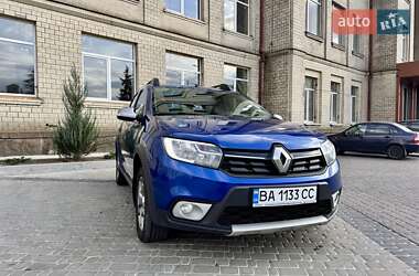 Хэтчбек Renault Sandero StepWay 2021 в 