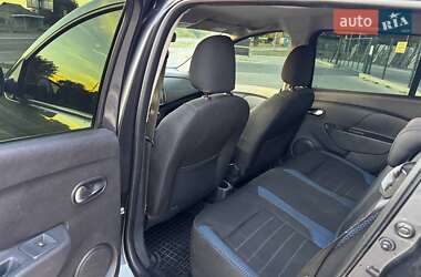 Хэтчбек Renault Sandero StepWay 2020 в 