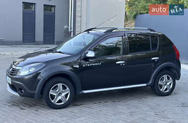 Внедорожник / Кроссовер Renault Sandero StepWay 2012 в 