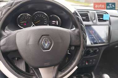 Внедорожник / Кроссовер Renault Sandero StepWay 2014 в 