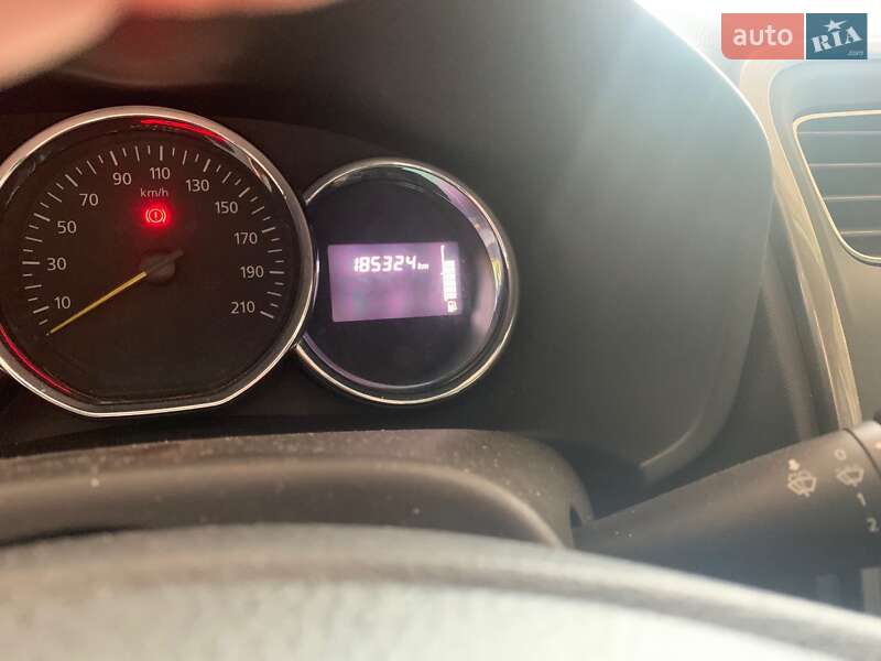 Позашляховик / Кросовер Renault Sandero StepWay 2014 в Києві