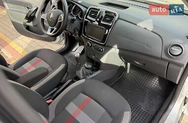 Хэтчбек Renault Sandero StepWay 2019 в 