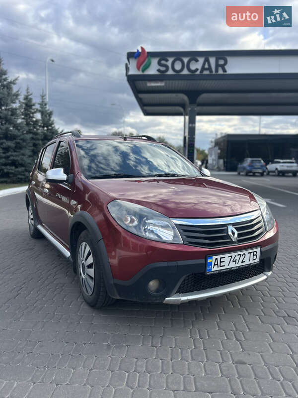 Позашляховик / Кросовер Renault Sandero StepWay 2011 в Дніпрі