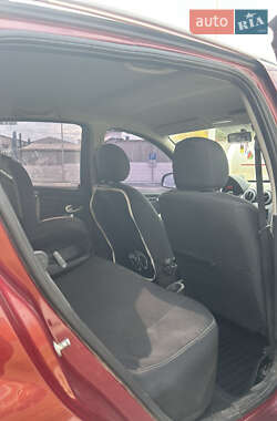 Внедорожник / Кроссовер Renault Sandero StepWay 2011 в 