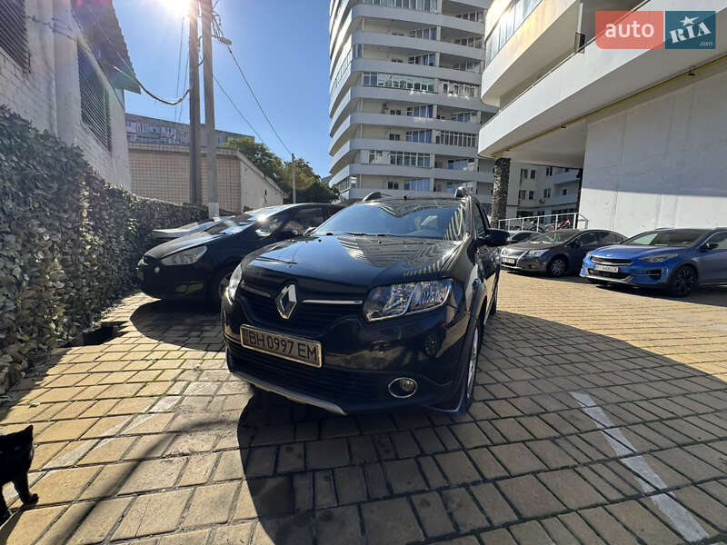 Внедорожник / Кроссовер Renault Sandero StepWay 2013 в Одессе