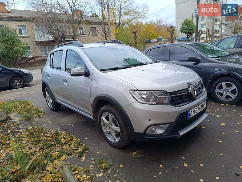 Хэтчбек Renault Sandero StepWay 2018 в Житомире фото 9 Хэтчбек Renault Sandero StepWay 2018 в Житомире