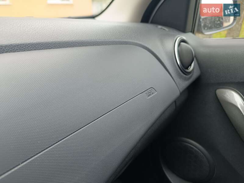 Хэтчбек Renault Sandero StepWay 2018 в Житомире фото 16 Хэтчбек Renault Sandero StepWay 2018 в Житомире