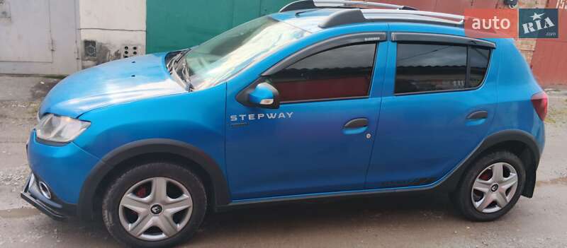 Хетчбек Renault Sandero StepWay 2016 в Хмельницькому фото 5 Хетчбек Renault Sandero StepWay 2016 в Хмельницькому