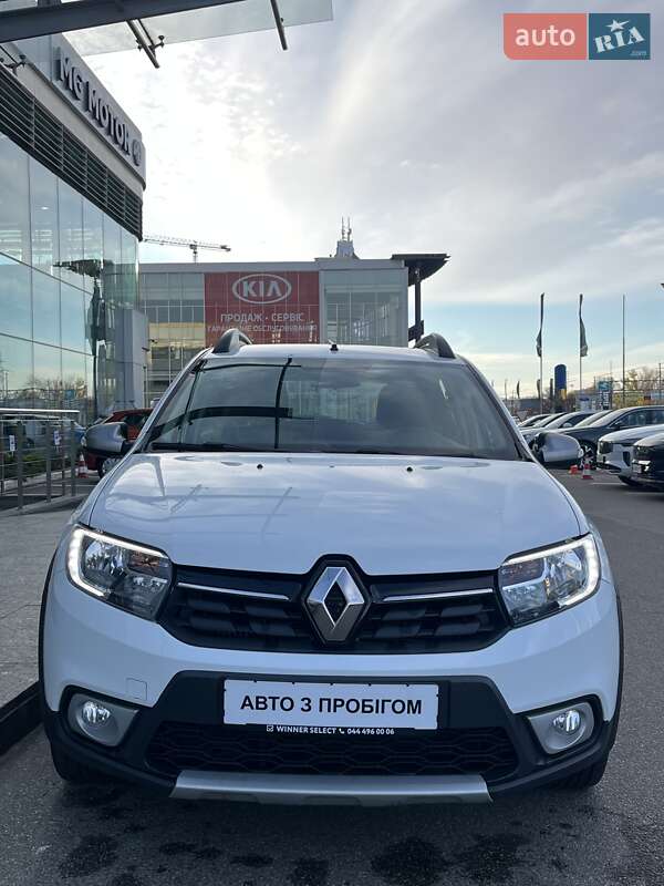 Хэтчбек Renault Sandero StepWay 2021 в Киеве