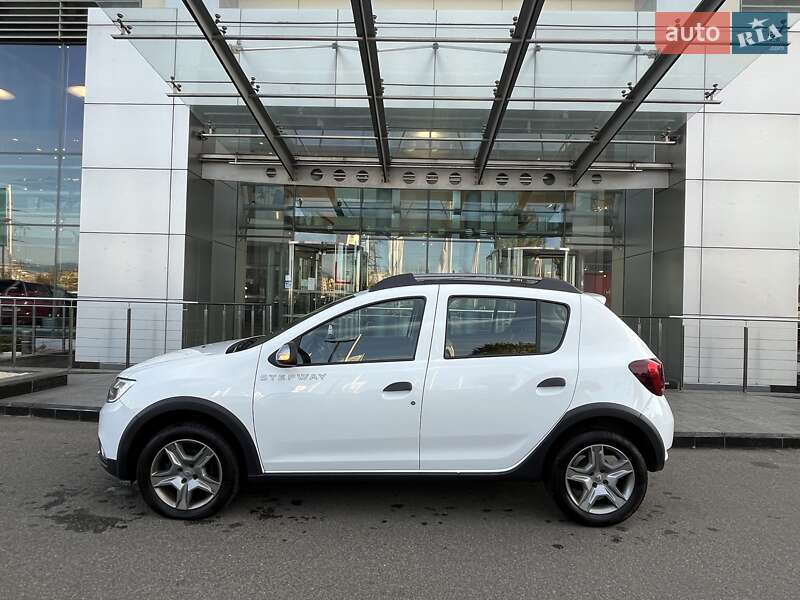 Хэтчбек Renault Sandero StepWay 2021 в Киеве