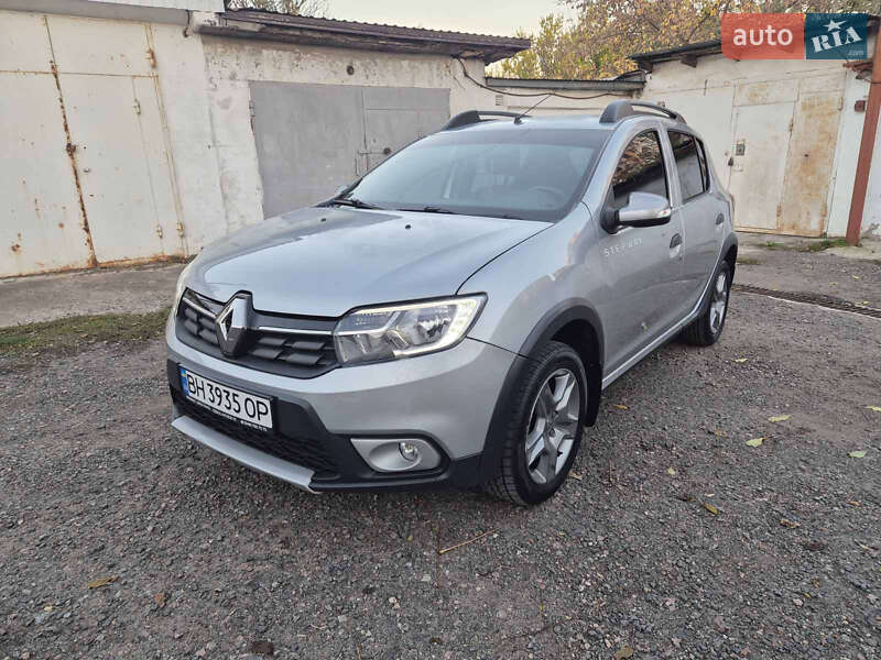 Хэтчбек Renault Sandero StepWay 2021 в Одессе