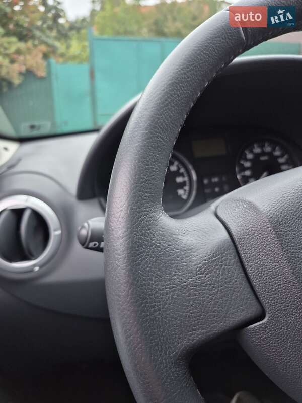 Внедорожник / Кроссовер Renault Sandero StepWay 2012 в Киеве