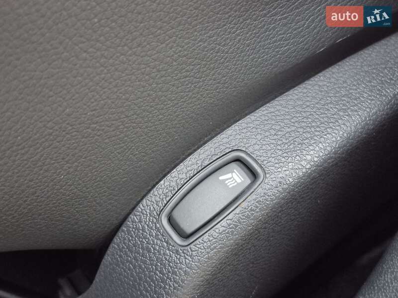 Внедорожник / Кроссовер Renault Sandero StepWay 2012 в Киеве