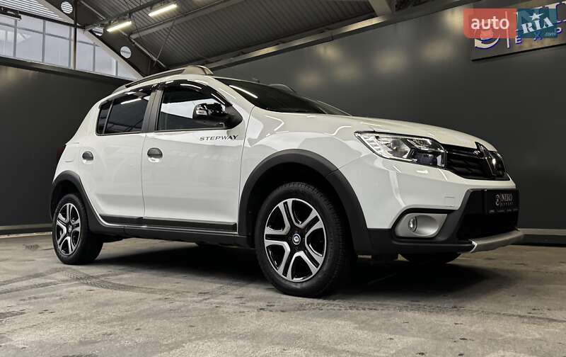 Хэтчбек Renault Sandero StepWay 2020 в Киеве