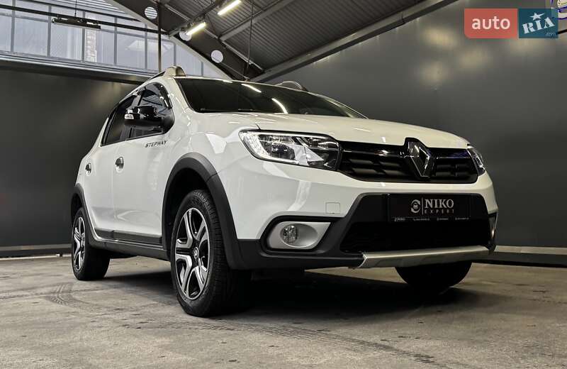 Хэтчбек Renault Sandero StepWay 2020 в Киеве