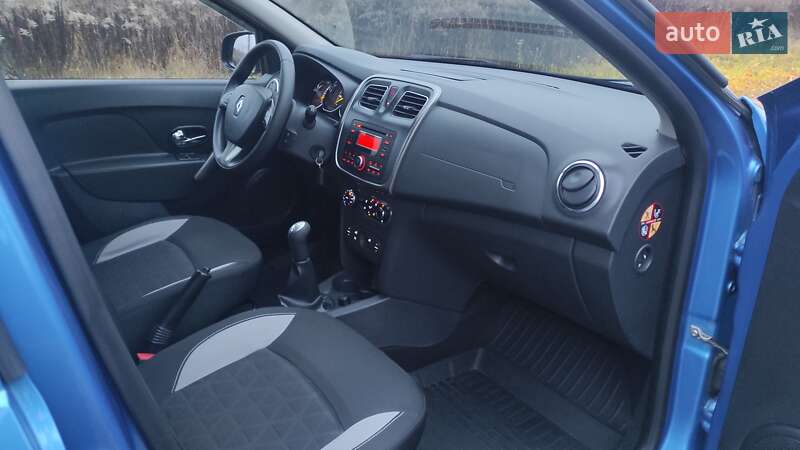 Позашляховик / Кросовер Renault Sandero StepWay 2013 в Шостці