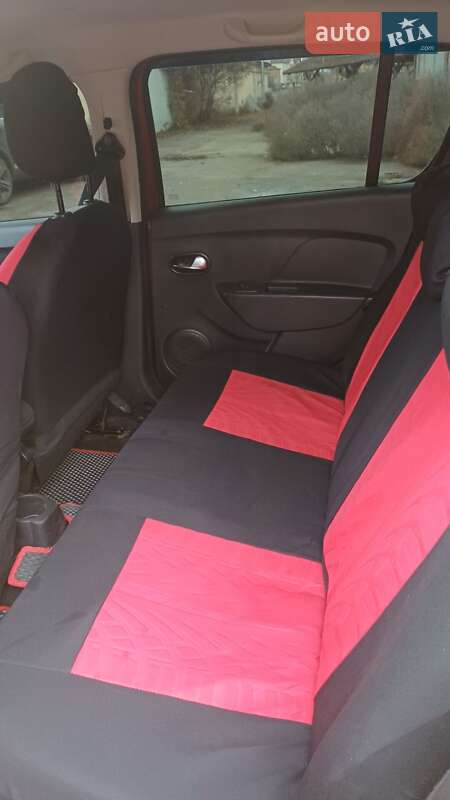 Хэтчбек Renault Sandero StepWay 2020 в Конотопе фото 5 Хэтчбек Renault Sandero StepWay 2020 в Конотопе