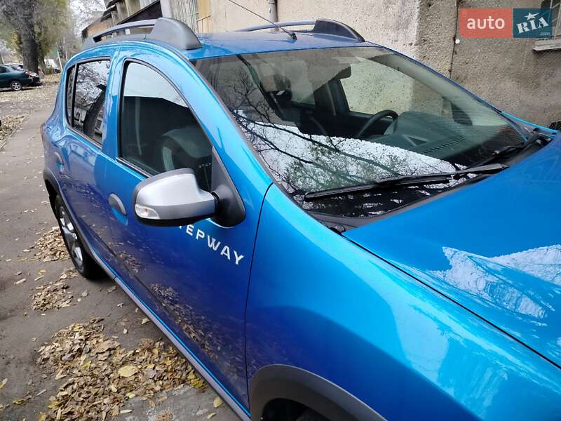 Хэтчбек Renault Sandero StepWay 2018 в Одессе