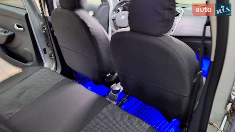 Хэтчбек Renault Sandero StepWay 2016 в Тернополе фото 30 Хэтчбек Renault Sandero StepWay 2016 в Тернополе