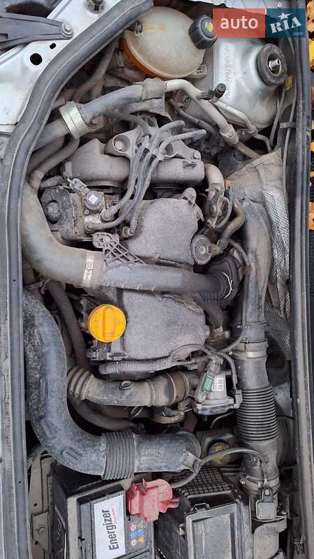 Хэтчбек Renault Sandero StepWay 2016 в Тернополе фото 35 Хэтчбек Renault Sandero StepWay 2016 в Тернополе