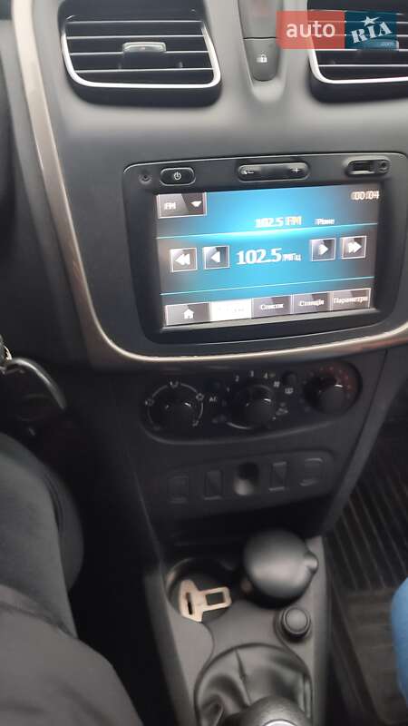 Позашляховик / Кросовер Renault Sandero StepWay 2013 в Києві