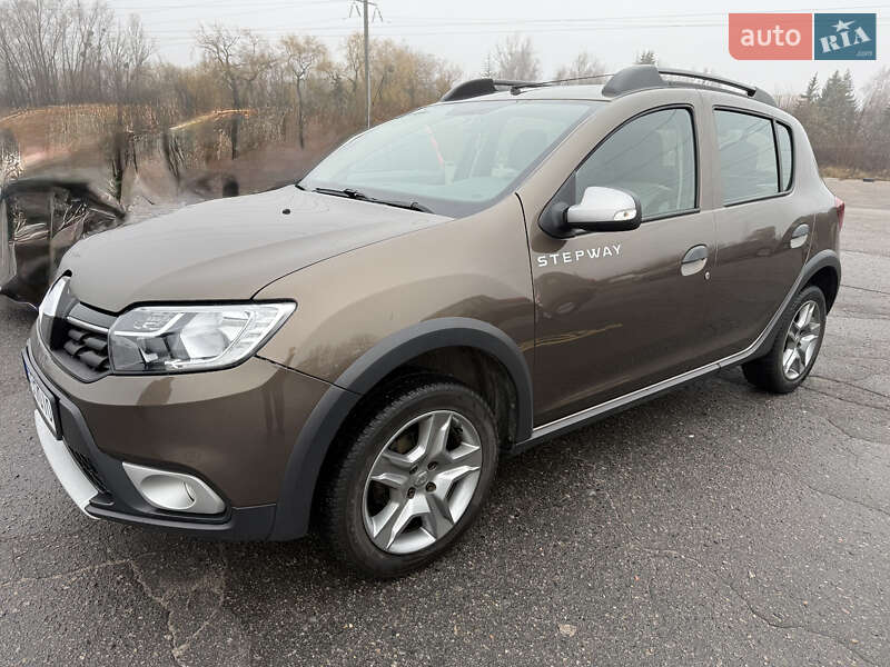 Renault Sandero StepWay 2021