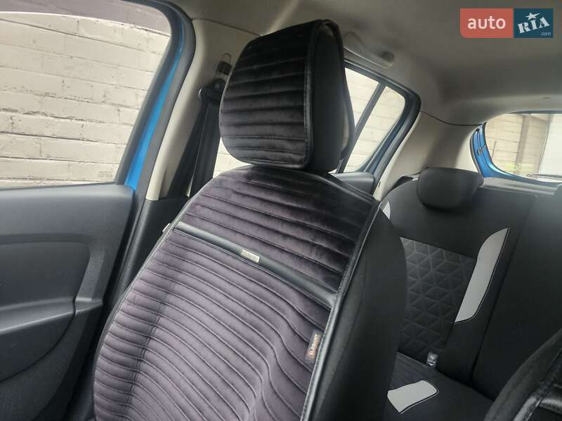 Позашляховик / Кросовер Renault Sandero StepWay 2015 в Харкові фото 12 Позашляховик / Кросовер Renault Sandero StepWay 2015 в Харкові