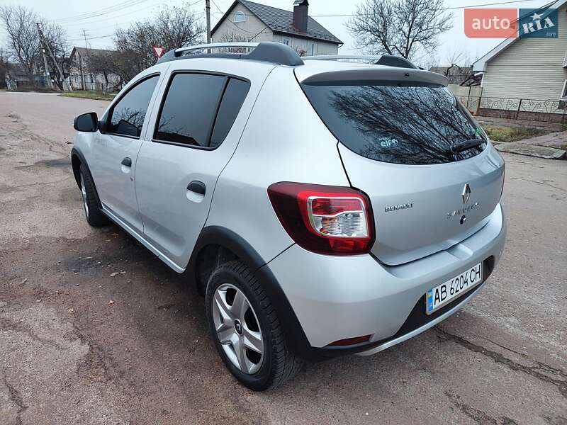 Позашляховик / Кросовер Renault Sandero StepWay 2015 в Кролевці