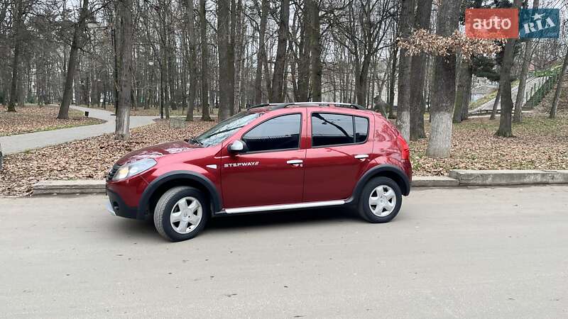 Внедорожник / Кроссовер Renault Sandero StepWay 2012 в Ивано-Франковске фото 3 Внедорожник / Кроссовер Renault Sandero StepWay 2012 в Ивано-Франковске