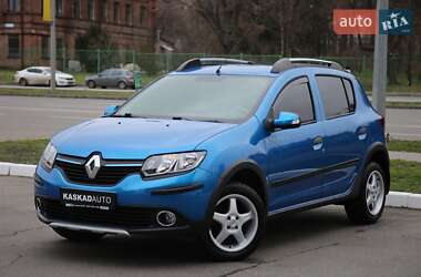 Хэтчбек Renault Sandero StepWay 2016 в Харькове