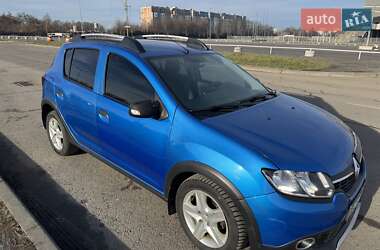 Позашляховик / Кросовер Renault Sandero StepWay 2013 в Львові