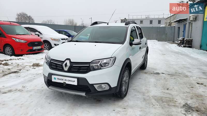 Хэтчбек Renault Sandero StepWay 2021 в Киеве фото 5 Хэтчбек Renault Sandero StepWay 2021 в Киеве